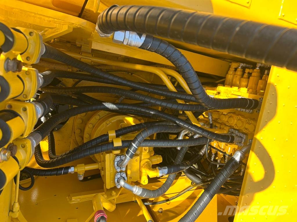 Komatsu PC 200 LC Vikšriniai ekskavatoriai
