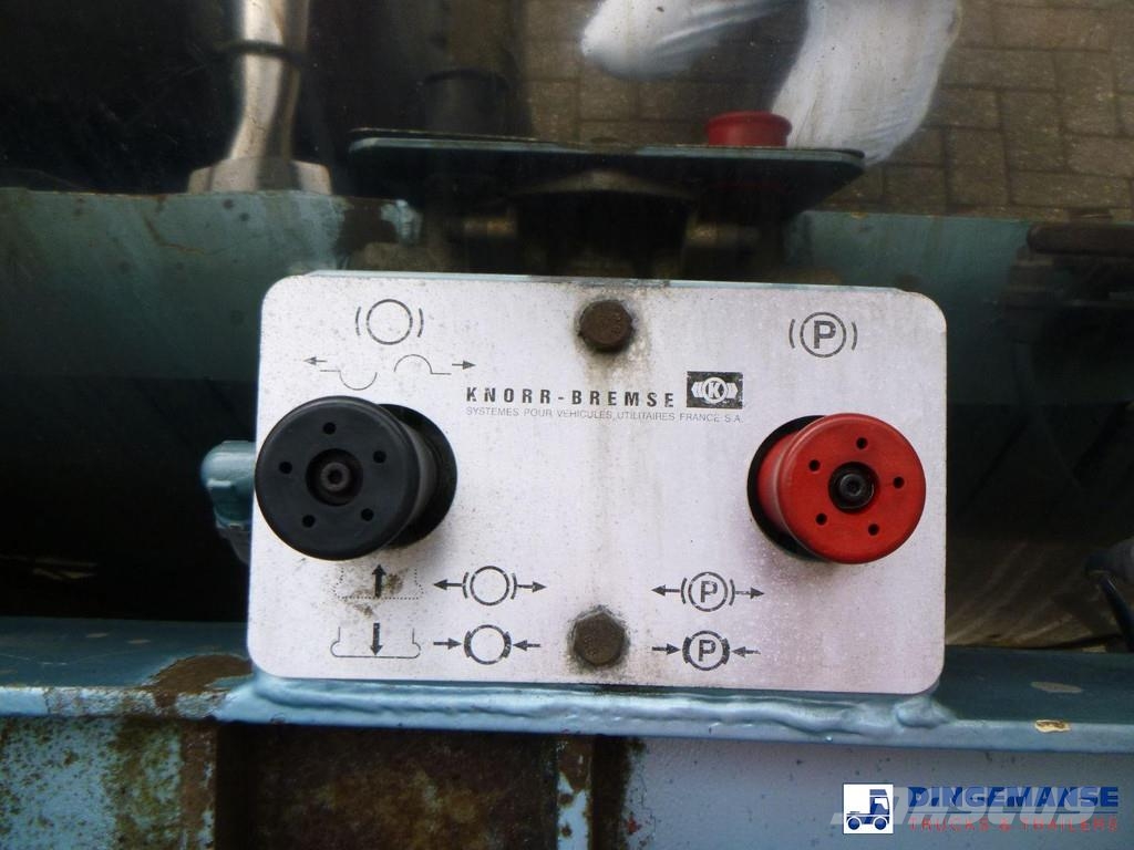 Magyar Chemical tank inox L4BH 30 m3 / 1 comp Remorque citerne