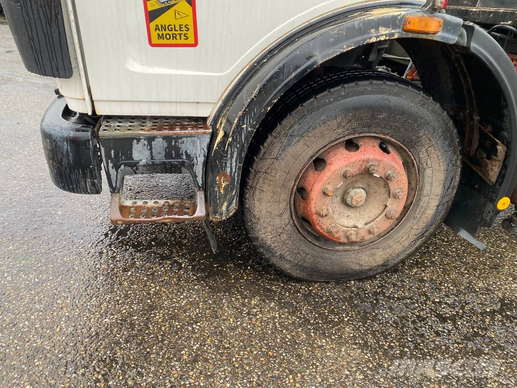 Mercedes-Benz 1414/SK 4X2 5Vitesses Auto hoogwerkers