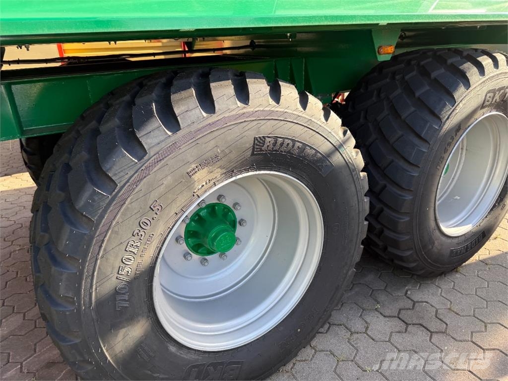 Tebbe ST 500 Tandem Silotrailer معدات التعامل مع المواد ووضعها