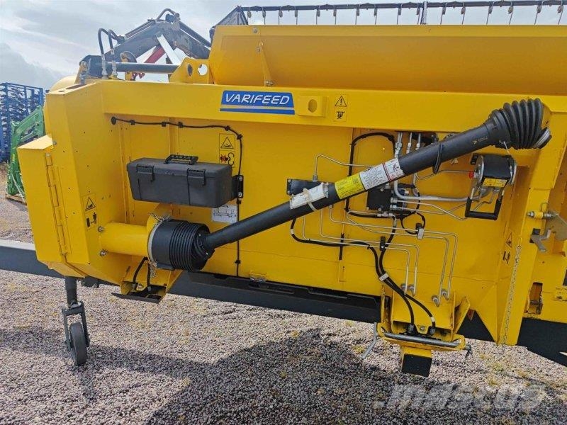 New Holland CX 5.80 Sklízecí mlátičky
