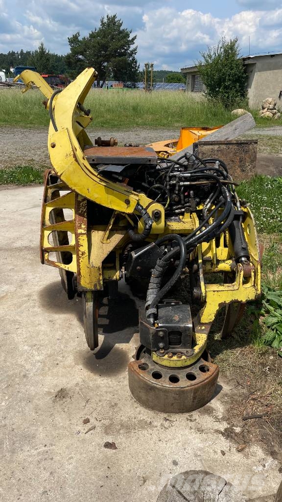 John Deere 1470E for spare parts Harvesters
