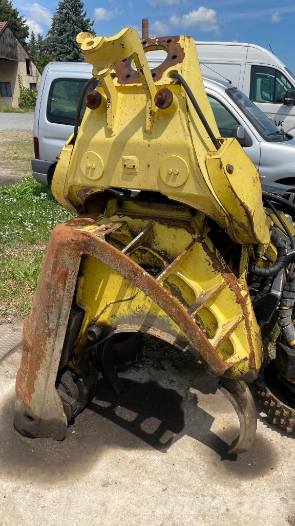 John Deere 1470E for spare parts Harvesters