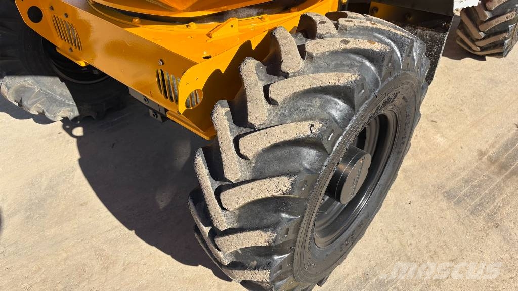 Thwaites 3 TONNE - 2021 YEAR - 2340 HOURS - LIGHTS Damperi za gradilište
