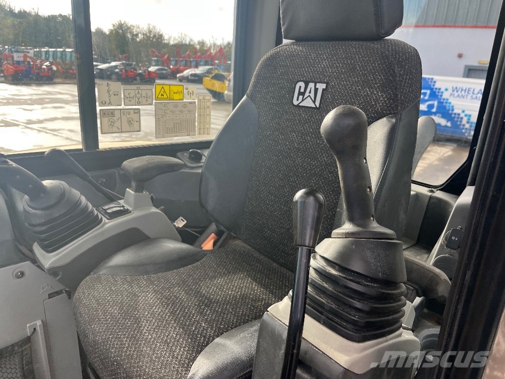 CAT 305E2 Mini excavators < 7t