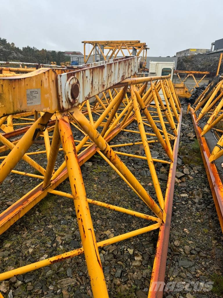 Potain MD 345 B L12 Мачтови кранове