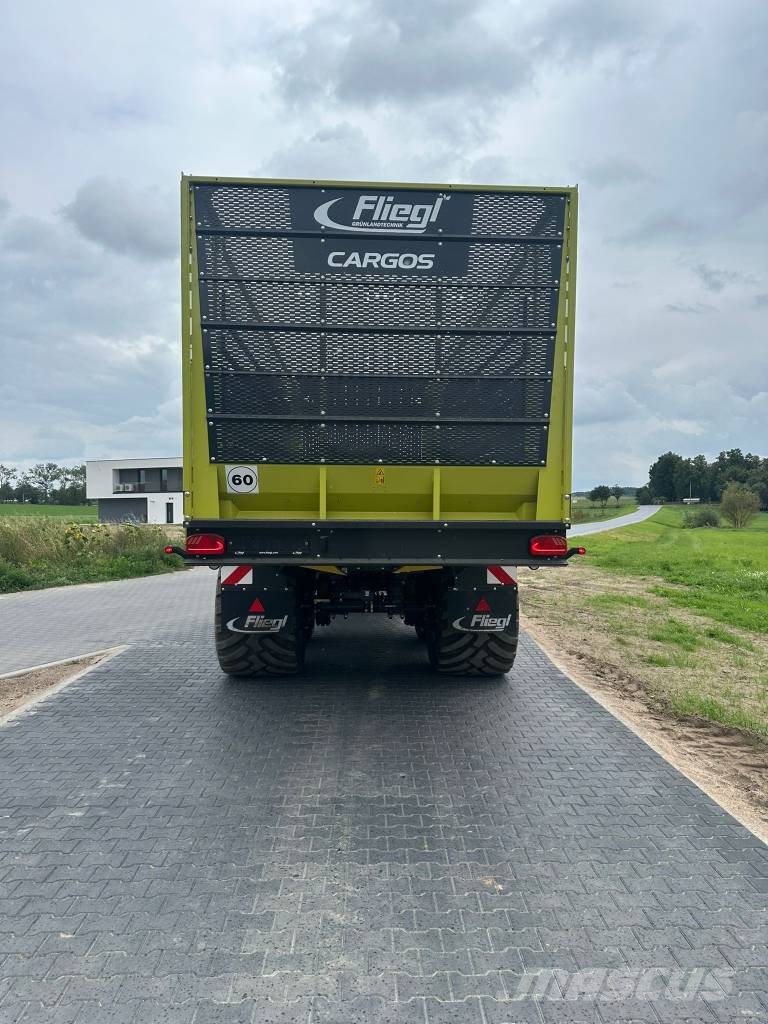 Fliegl Cargos 8500 Tandem セルフローディングトレーラー