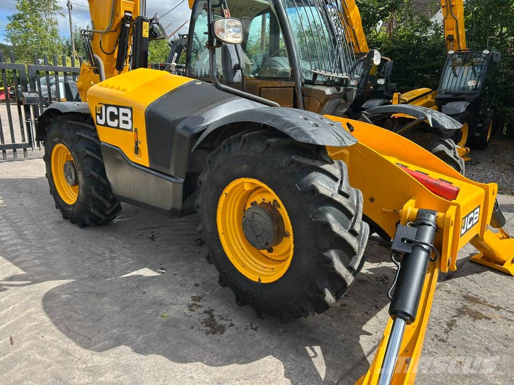 JCB 535-125 Hiviz Teleskoplastere