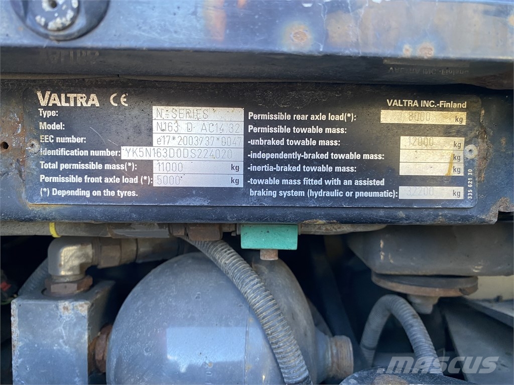 Valtra N 163 Traktorer