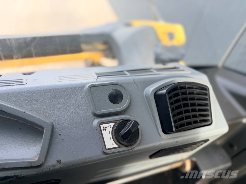 Bomag BW161AD-5 Dvojni valjarji