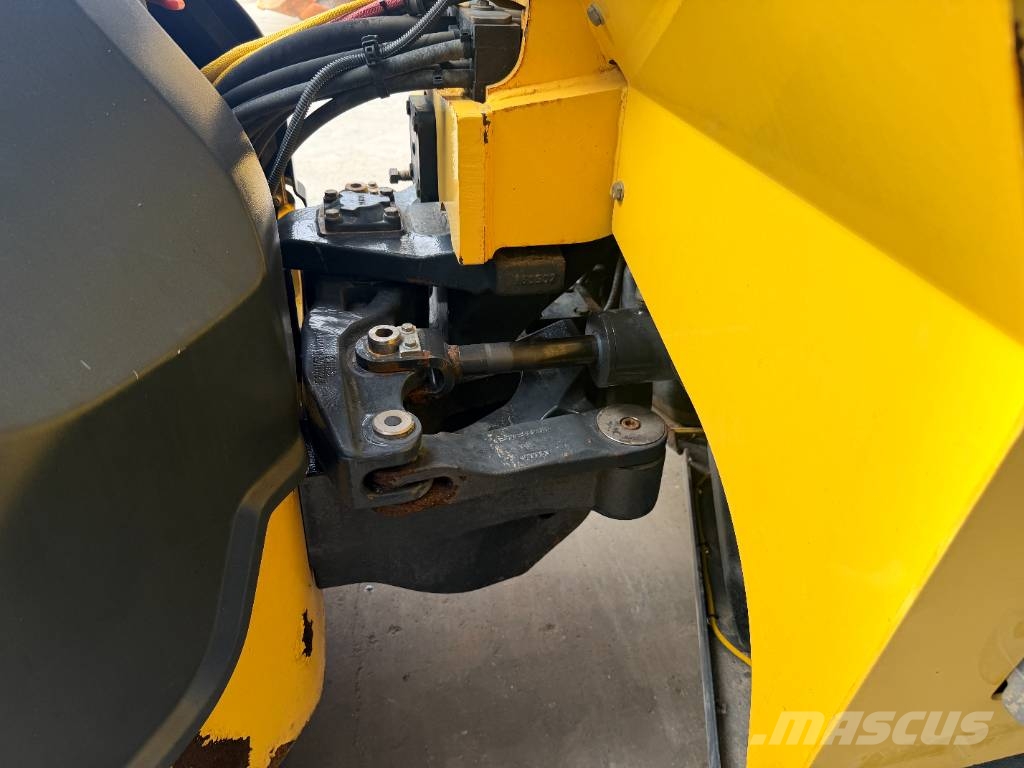 Bomag BW161AD-5 Dvojni valjarji