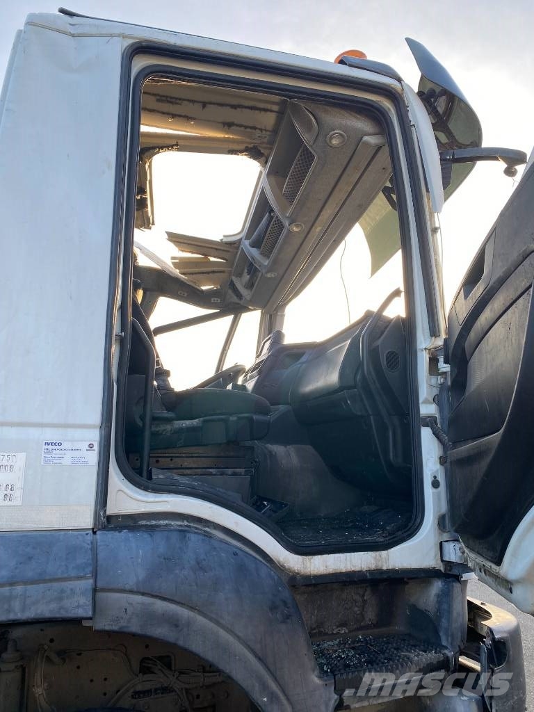 Iveco STRALIS X-WAY 400/SL-IMER 9M3 endommagé شاحنات خرسانة