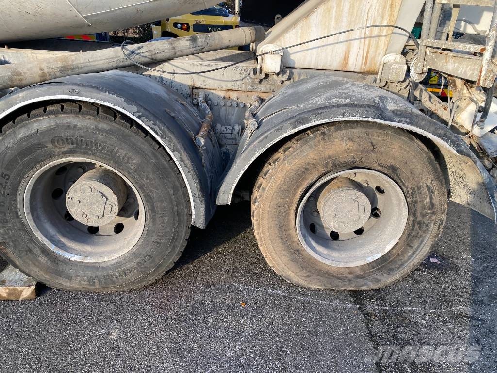 Iveco STRALIS X-WAY 400/SL-IMER 9M3 endommagé شاحنات خرسانة