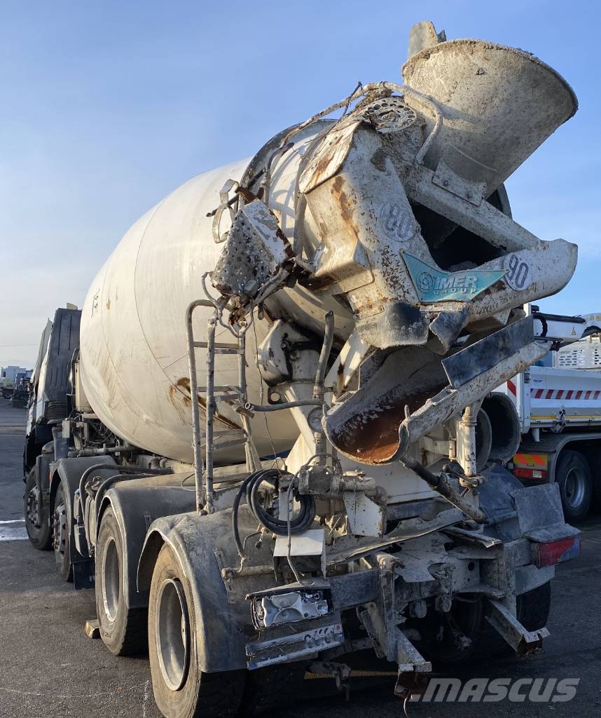 Iveco STRALIS X-WAY 400/SL-IMER 9M3 endommagé شاحنات خرسانة