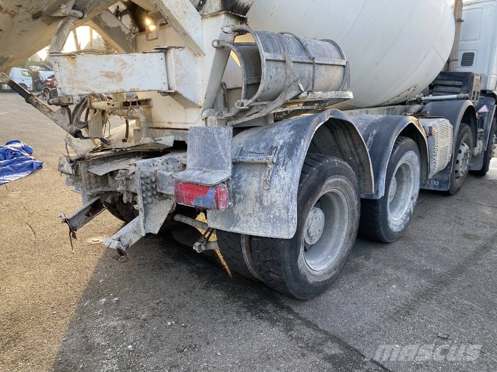 Iveco STRALIS X-WAY 400/SL-IMER 9M3 endommagé شاحنات خرسانة
