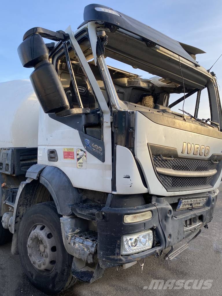 Iveco STRALIS X-WAY 400/SL-IMER 9M3 endommagé شاحنات خرسانة