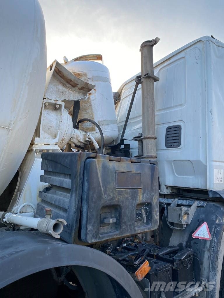 Iveco STRALIS X-WAY 400/SL-IMER 9M3 endommagé شاحنات خرسانة