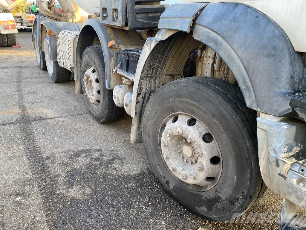 Iveco STRALIS X-WAY 400/SL-IMER 9M3 endommagé شاحنات خرسانة