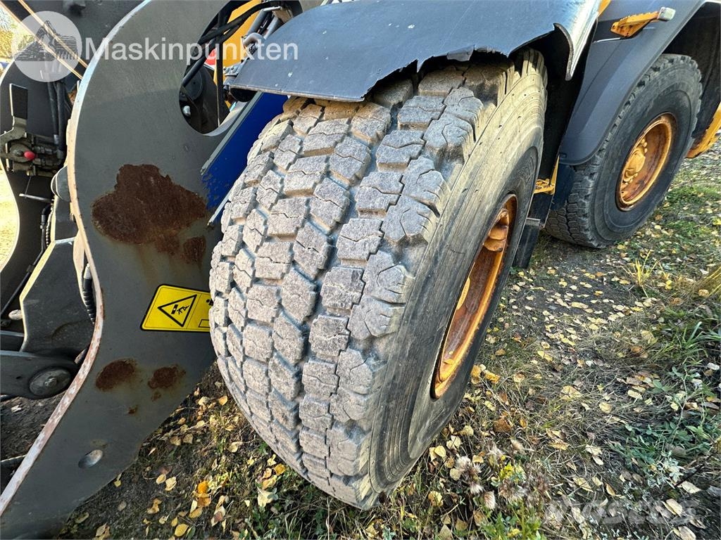 Volvo L70H Rataslaadurid