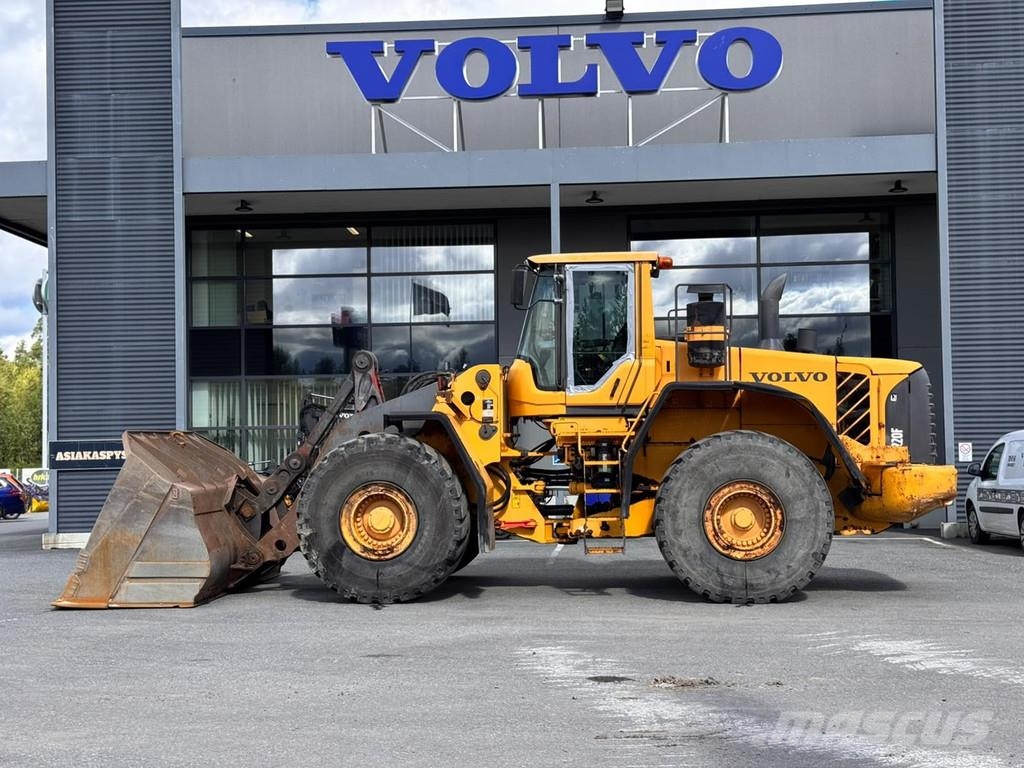 Volvo L220F Wielladers