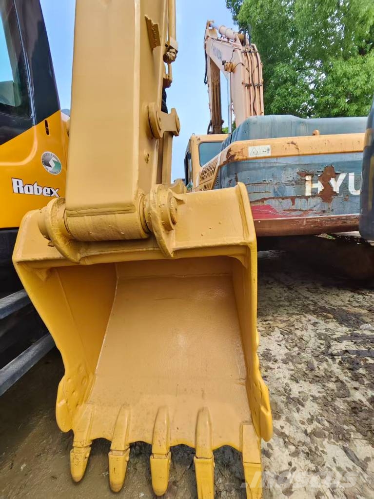 CAT 320BL Гусеничні екскаватори