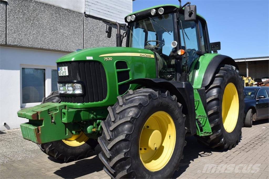 John Deere 7530 Premium Tractoren