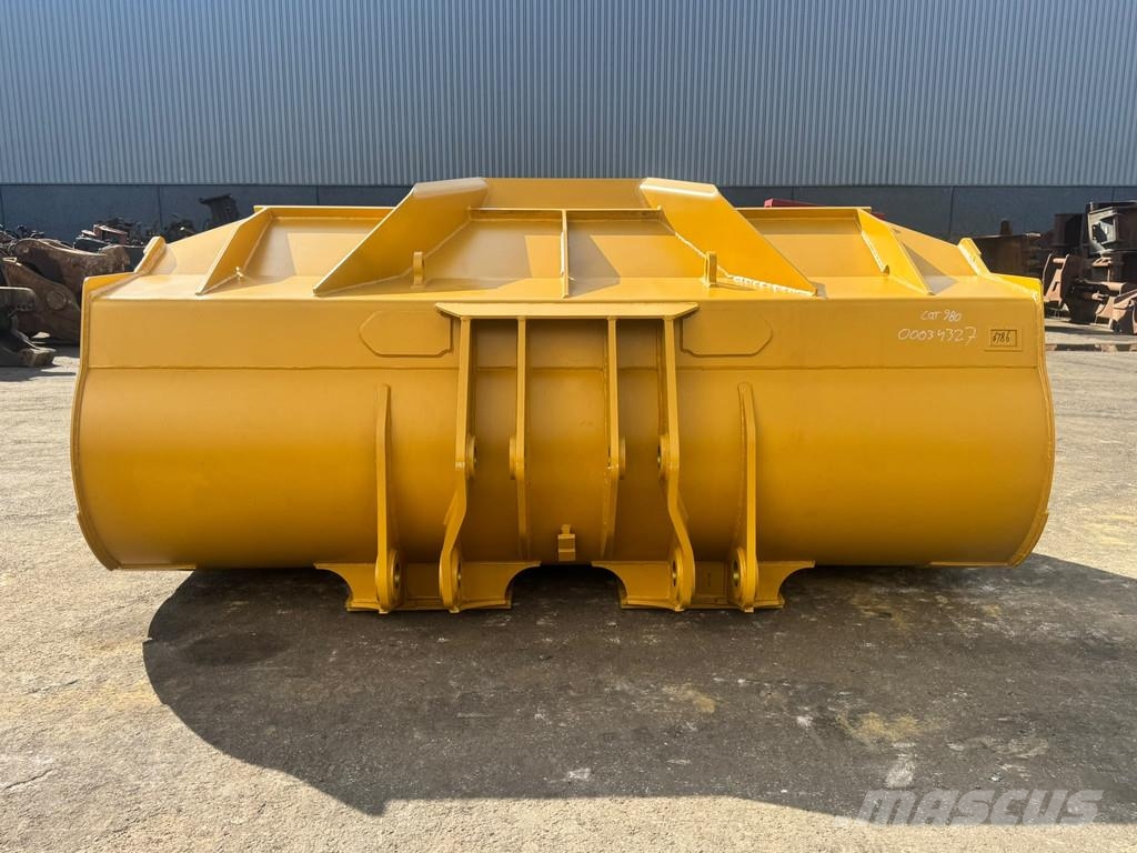 CAT Loader Bucket PIN ON CAT 980, 6.0m3,134in دلاء