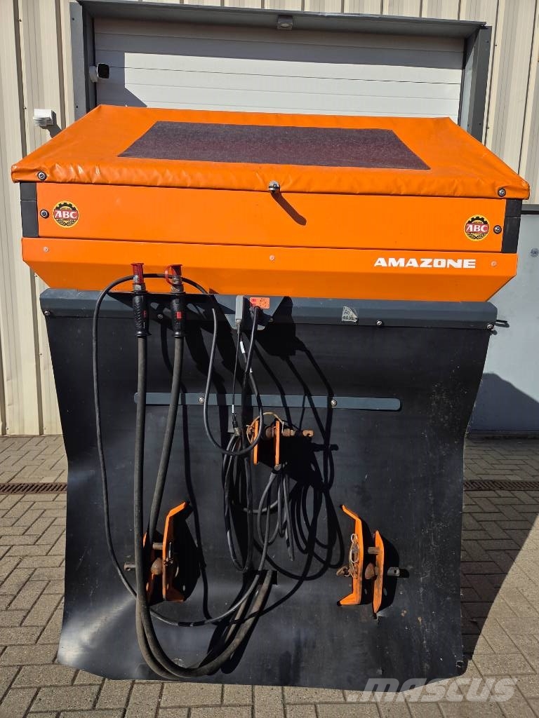Amazone E+S 751 Sableuse et saleuse