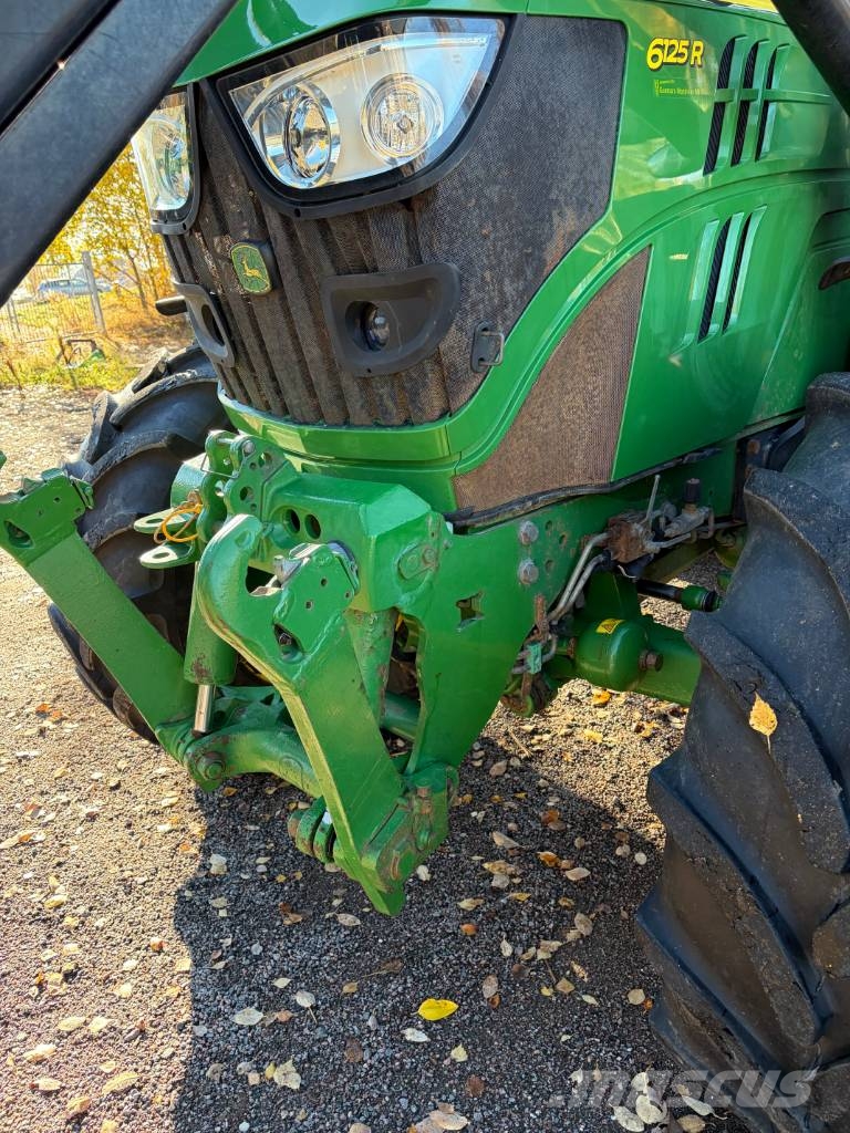 John Deere 6125 R Traktoriai