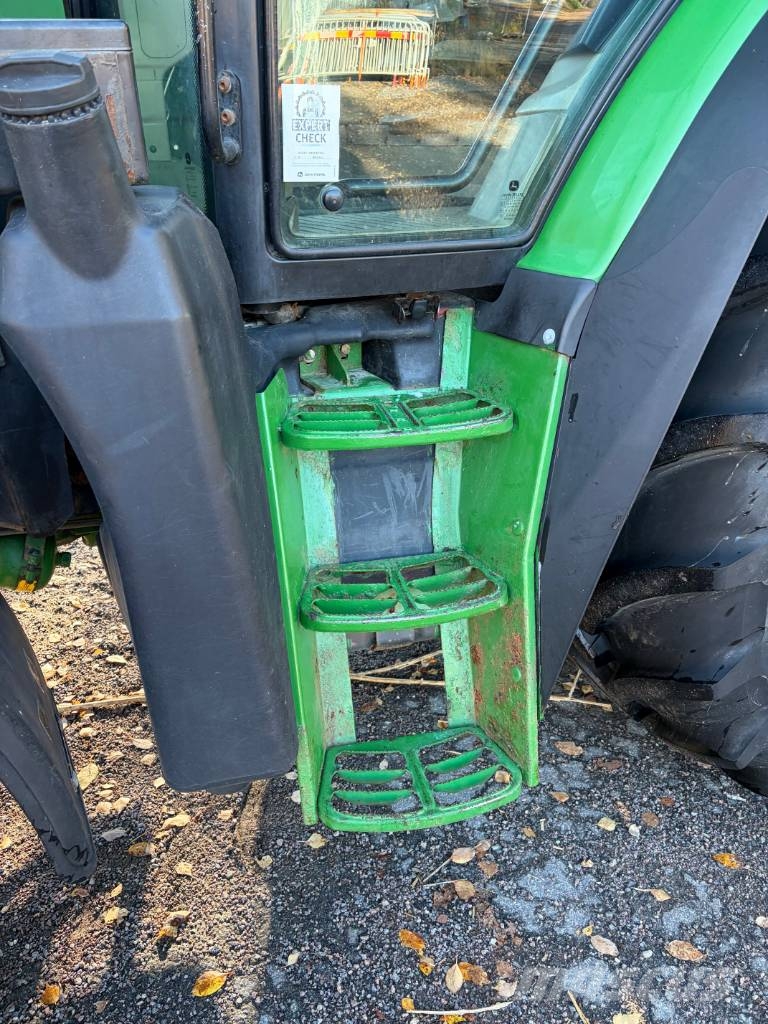 John Deere 6125 R Traktoriai