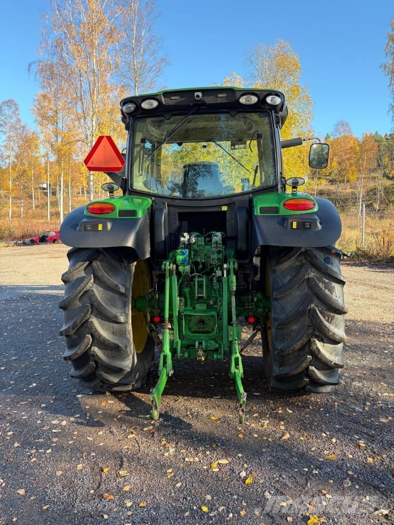 John Deere 6125 R Traktoriai