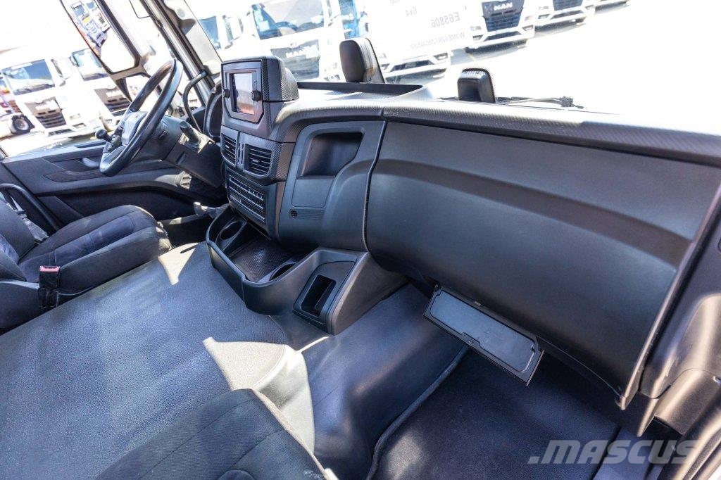 Iveco X-WAY 460 Camiones polibrazo