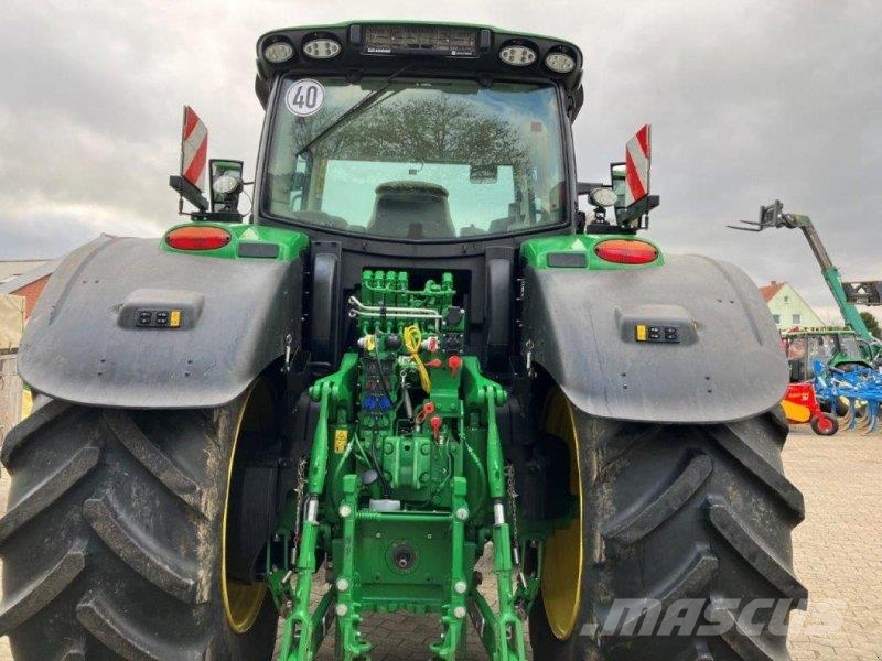 John Deere 6R 215 Tractores