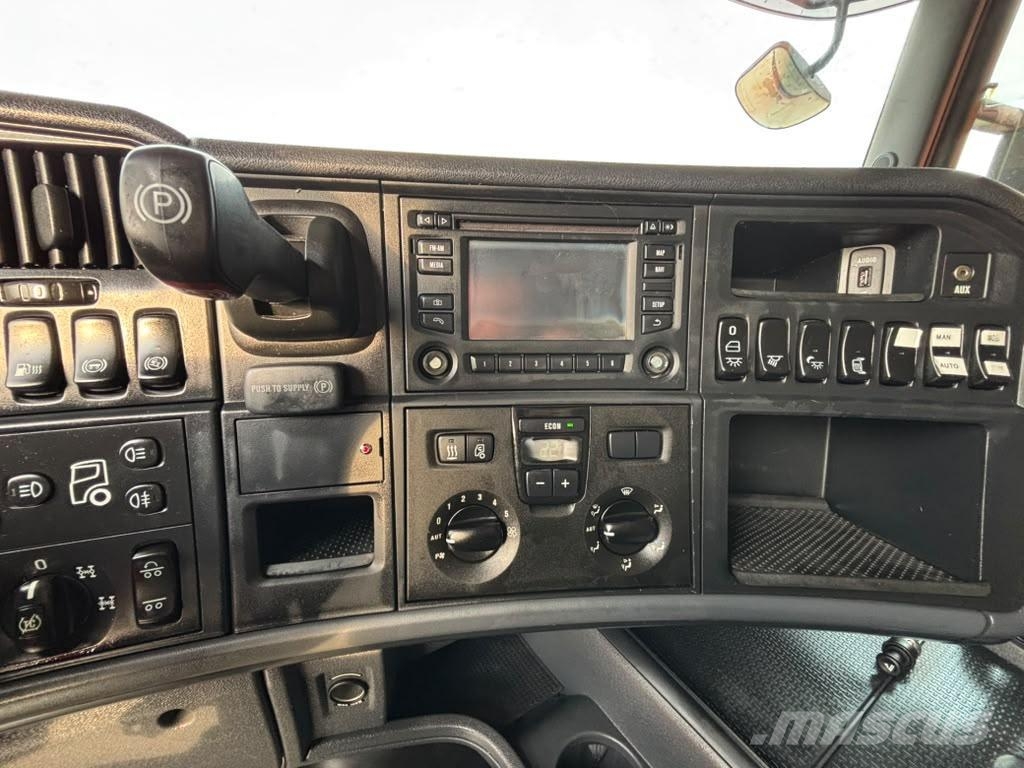 Scania R 480 8x4*4 RETARDER Kamioni cisterne