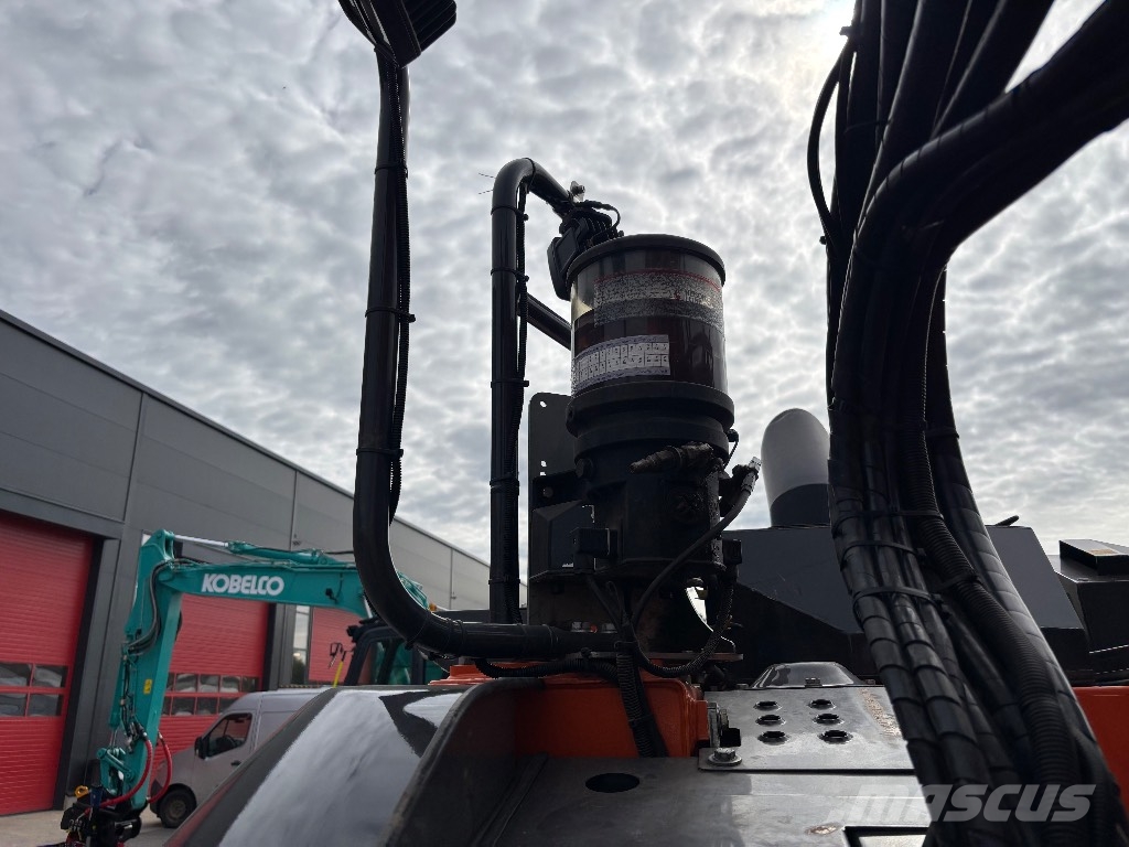 Hitachi ZX 135 US-6 / Pyörittäjä, kauha, Rasvari, Ym! Telakaivukoneet