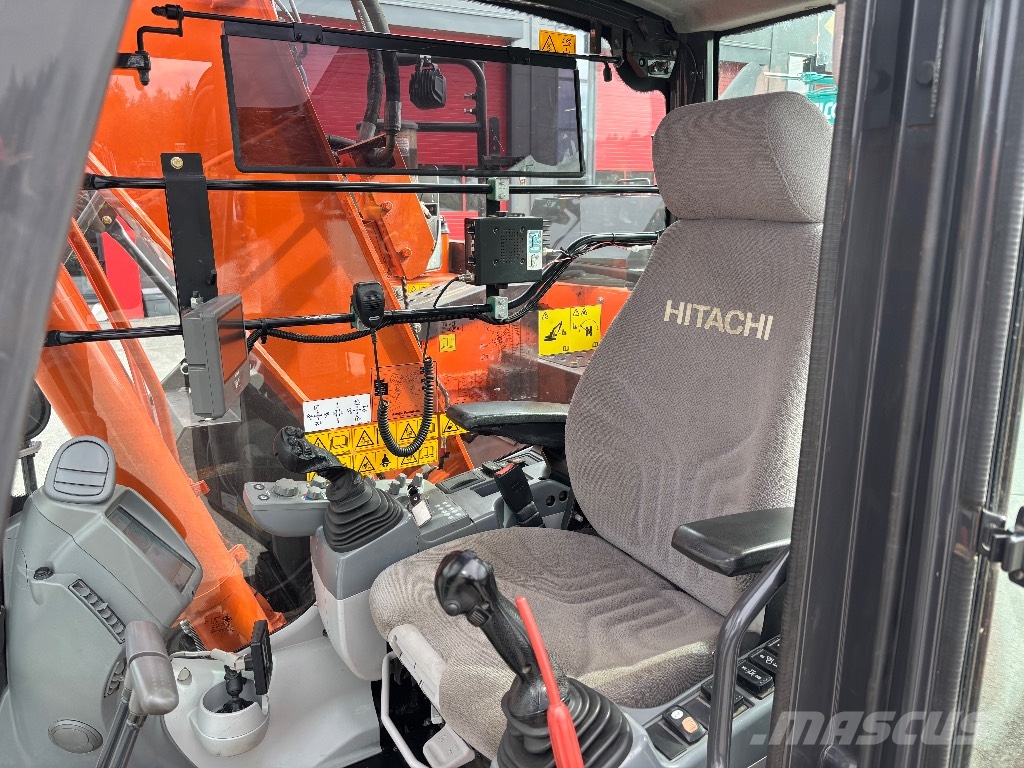 Hitachi ZX 135 US-6 / Pyörittäjä, kauha, Rasvari, Ym! Telakaivukoneet