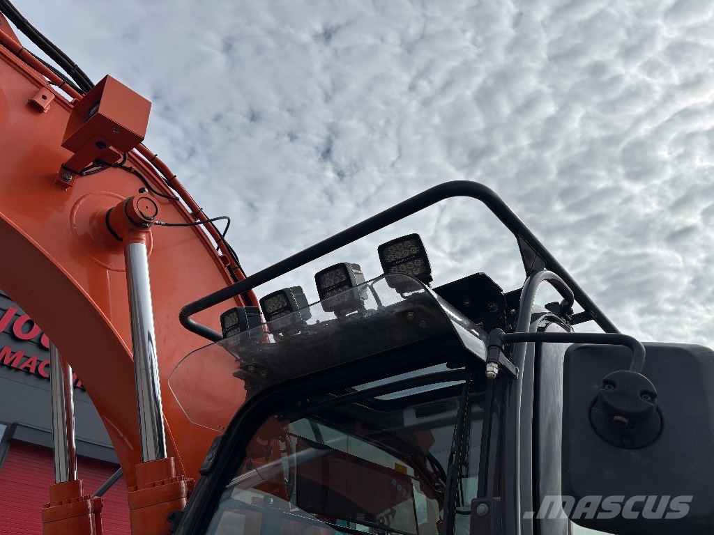 Hitachi ZX 135 US-6 / Pyörittäjä, kauha, Rasvari, Ym! Telakaivukoneet