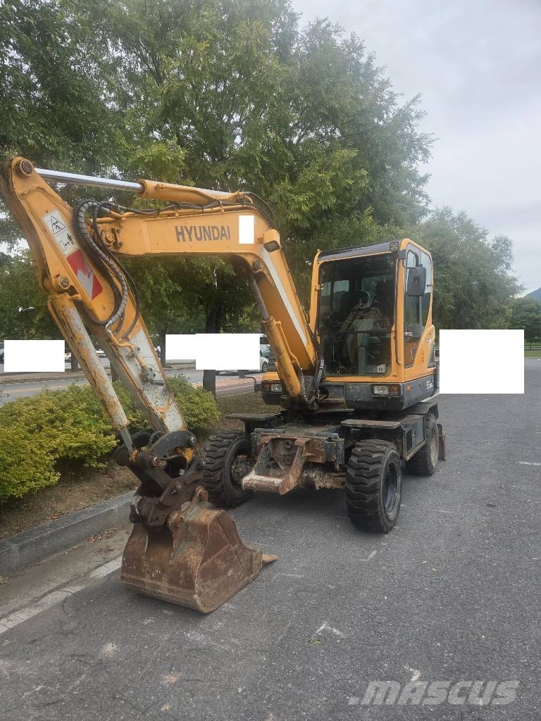 Hyundai Robex 55 W-9 轮式挖掘机