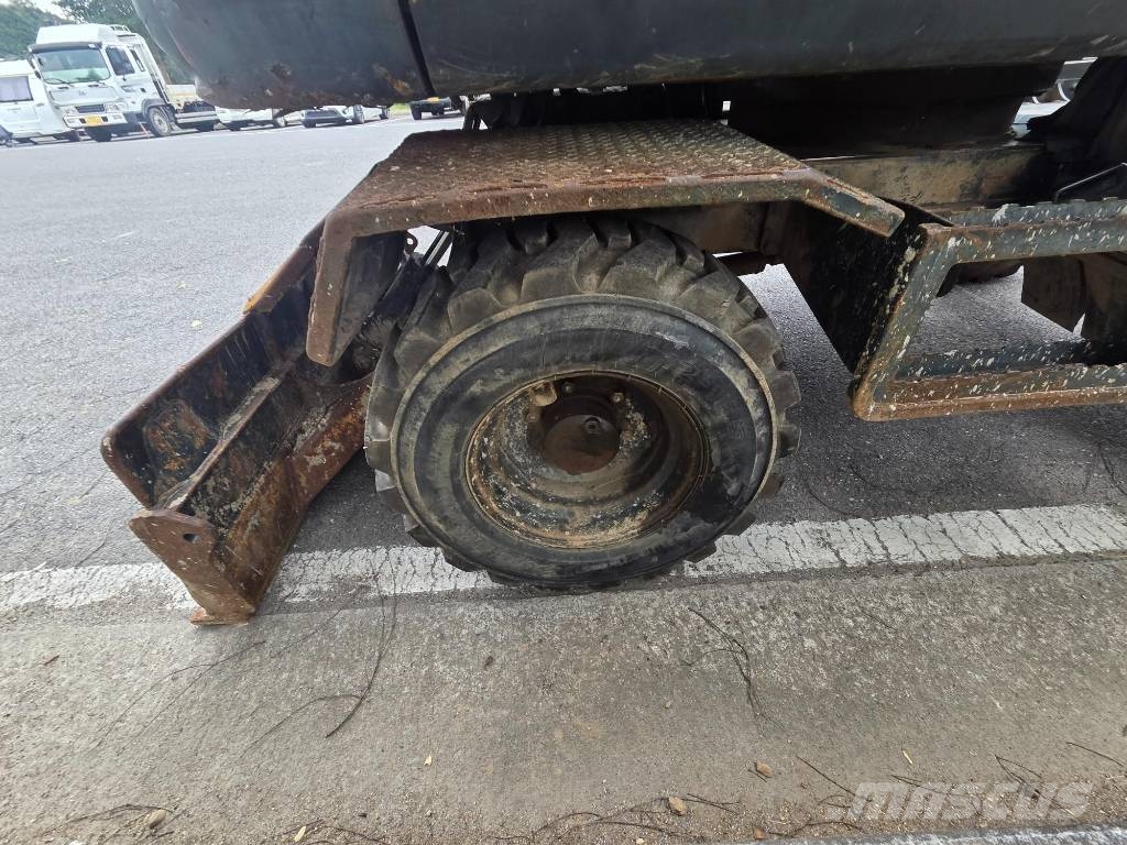 Hyundai Robex 55 W-9 轮式挖掘机