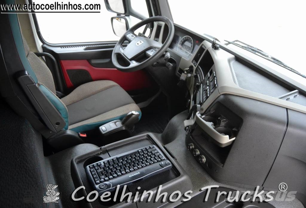 Volvo FM 410 Tovornjaki s ponjavo