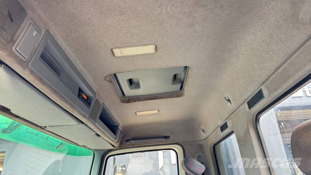 Mercedes-Benz 2640 6X4 chassis - spring Tovornjaki-šasije