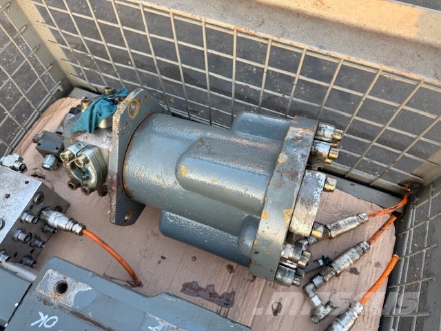 Liebherr R 906 COMPLET HYDRAULIC PARTS Hidráulicos