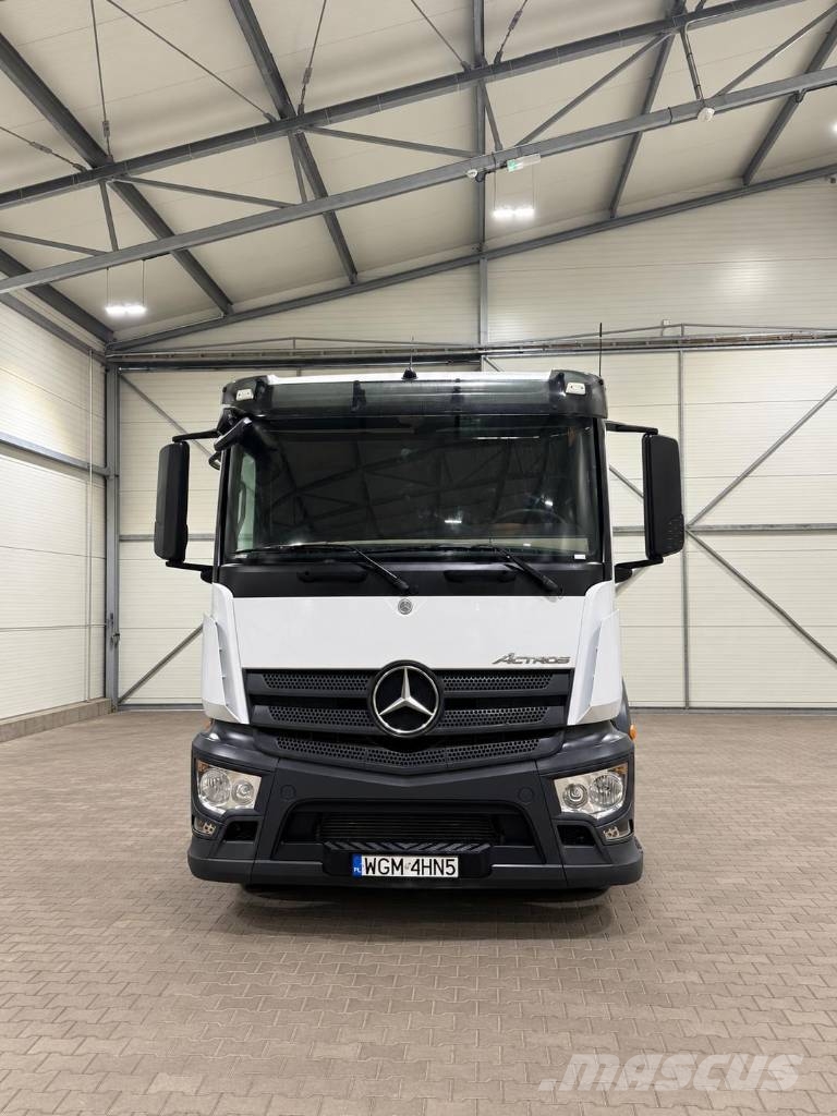 Mercedes-Benz 1840 FULL ADR // ONLY 6825kg Тягачі