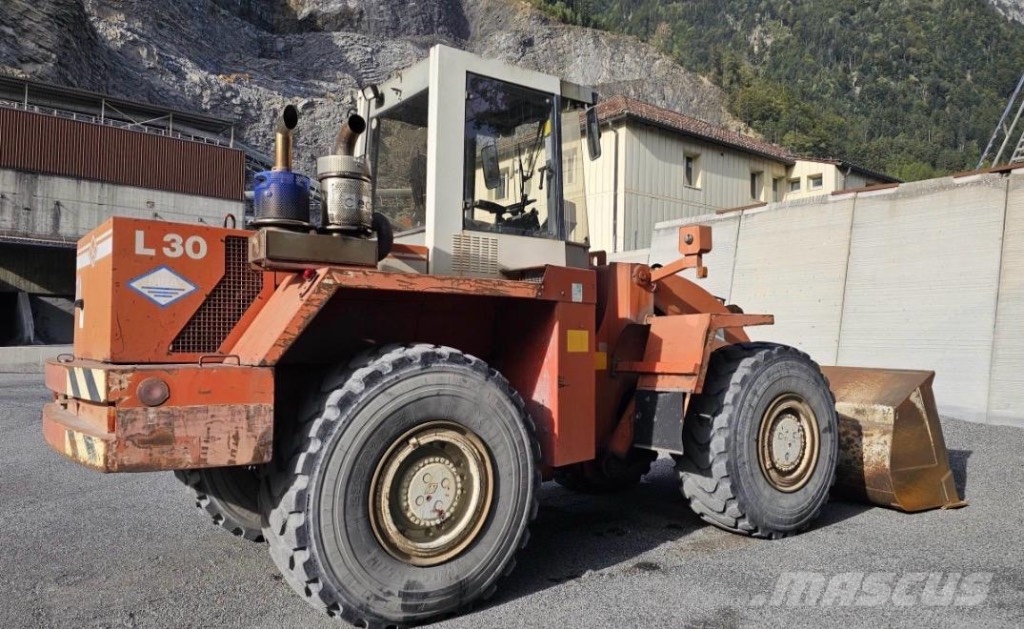 O&K L30B Wheel loaders