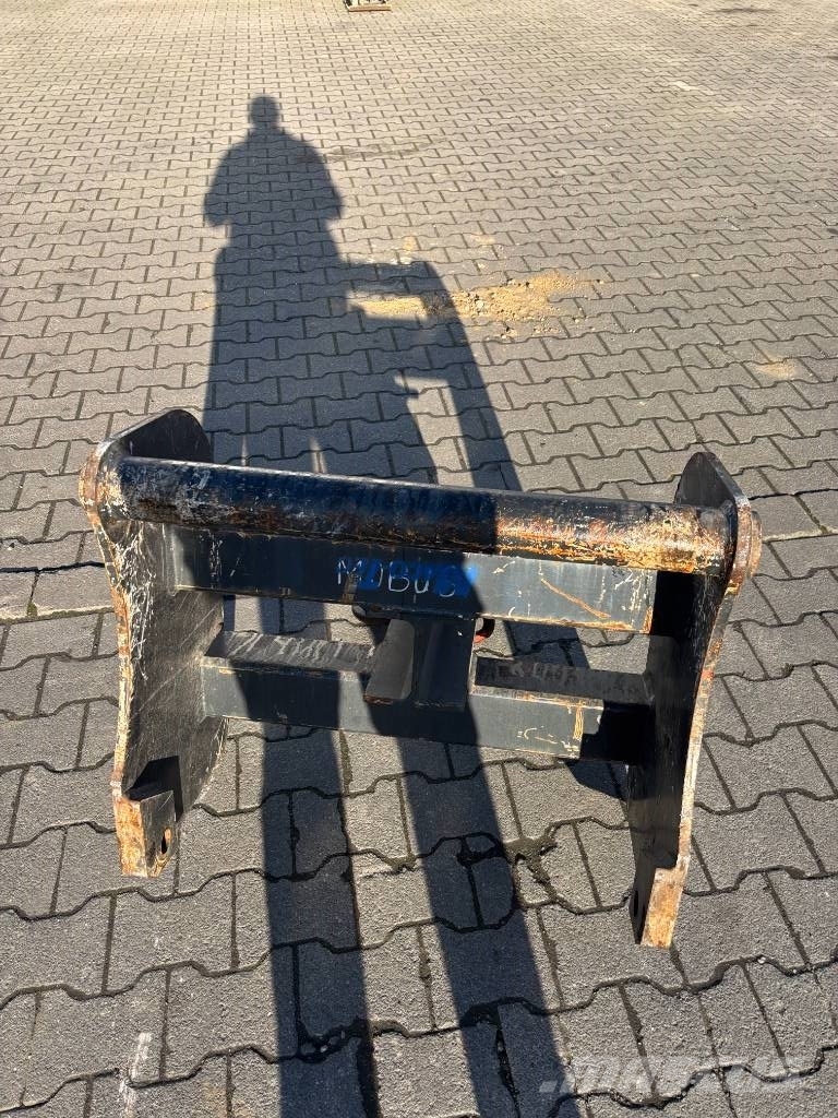 Bobcat Lasthaken Teleskopické manipulátory