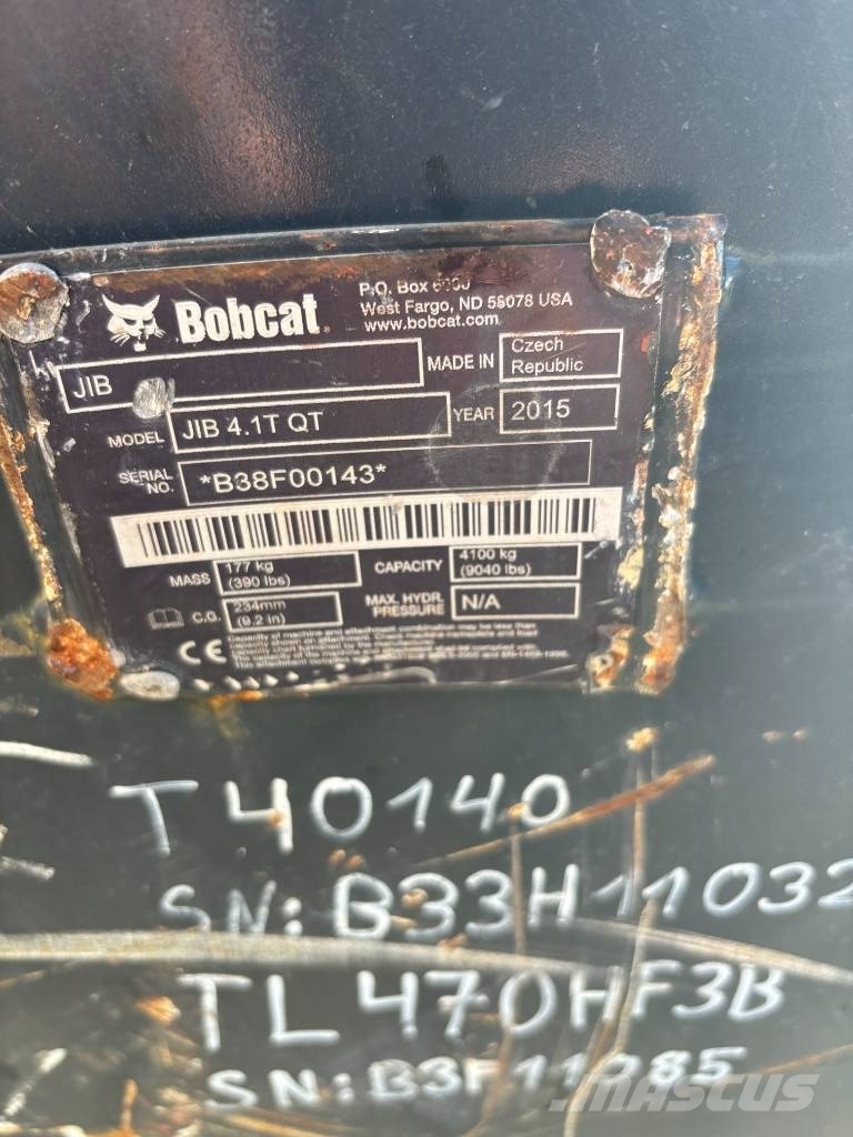 Bobcat Lasthaken Teleskopické manipulátory