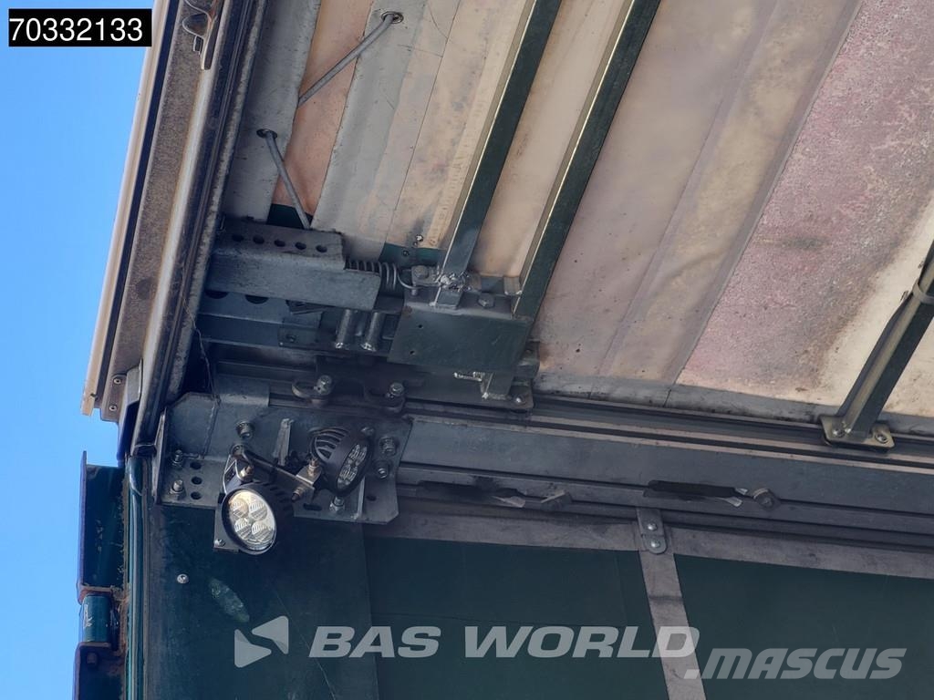 Mercedes-Benz Antos 1833 4X2 18tonner curtainsides 2000kg Ladebo Schuifzeilopbouw
