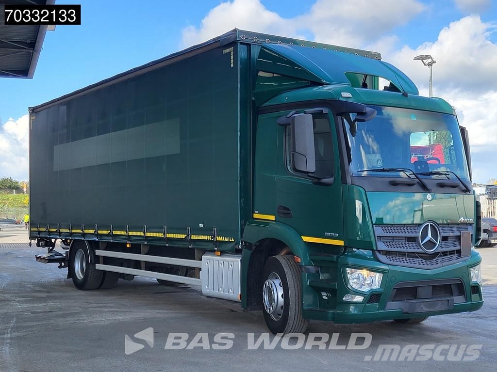 Mercedes-Benz Antos 1833 4X2 18tonner curtainsides 2000kg Ladebo Schuifzeilopbouw