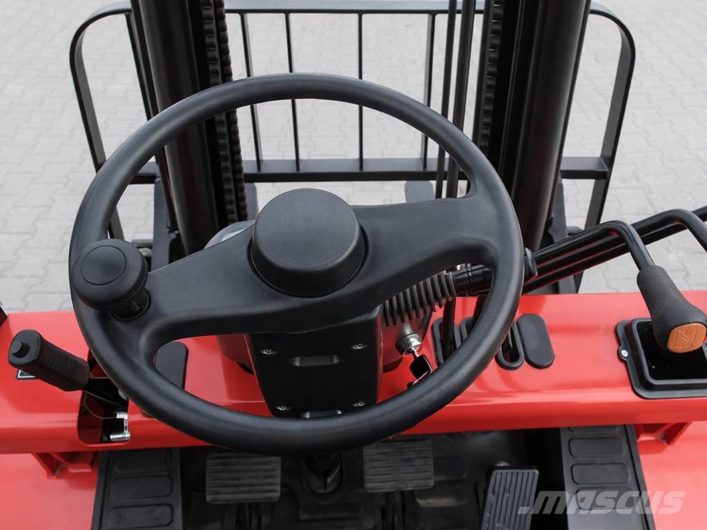 Maximal FD30T-M3GF3 Dīzeļa autoiekrāvēji