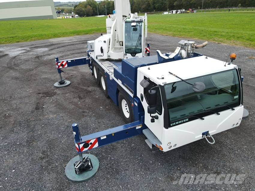 Liebherr LTM1060-3.1 with Only 1948 hours Maastikutõstukid